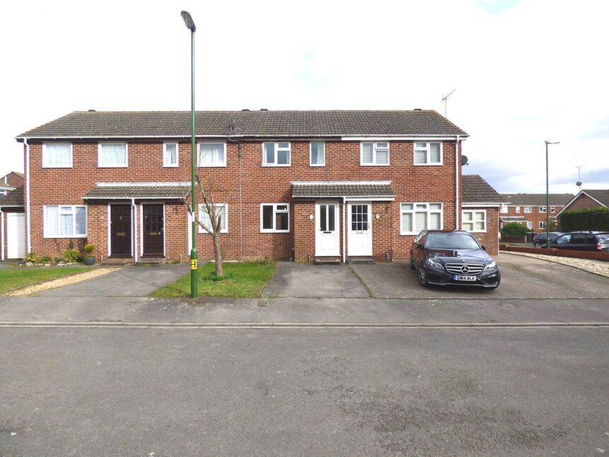 Main image of 2 bedroom Property to rent, Caernarvon Road, Chichester, PO19