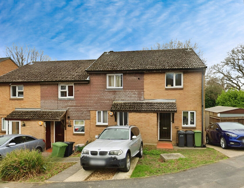 Main image of 2 bedroom Property to rent, Humber Gardens, Southampton, SO31