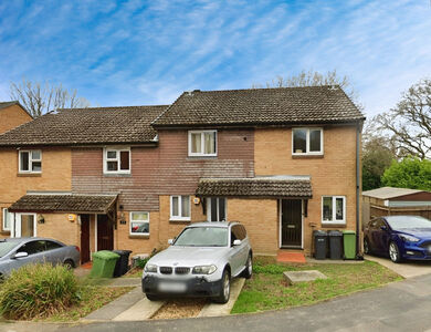 Humber Gardens, 2 bedroom  Property to rent, £1,200 pcm