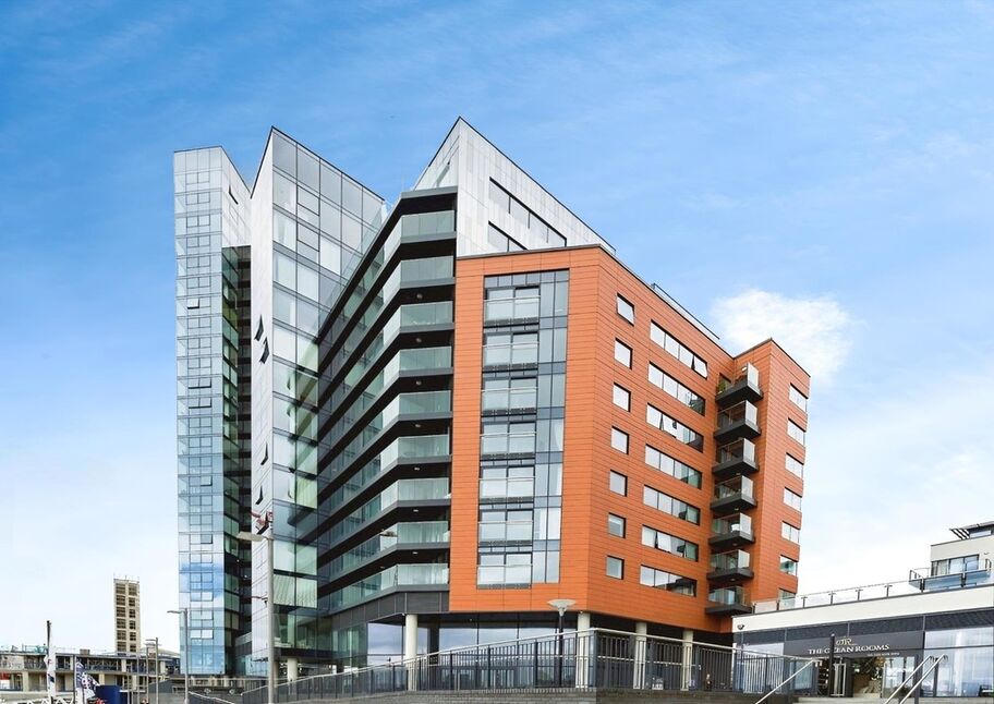 Main image of 2 bedroom Property to rent, The Hawkins Tower, Ocean Village, Southampton, SO14