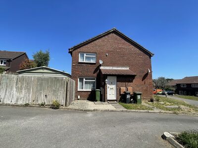 1 bedroom  Property to rent