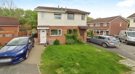 Cornbrook Grove, 2 bedroom  Property to rent, £1,150 pcm