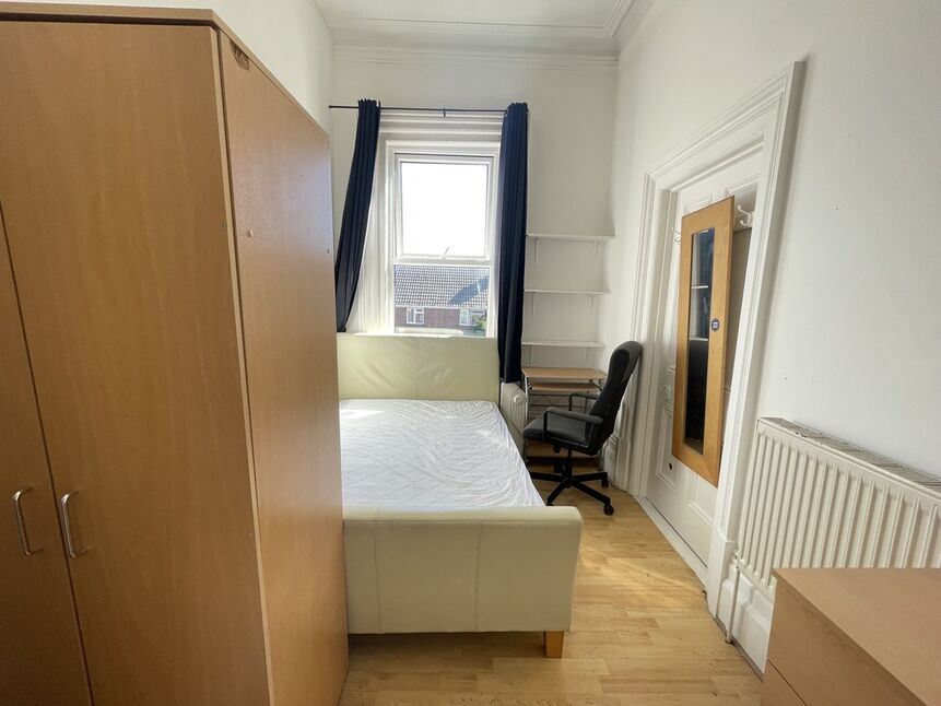 Image 10
