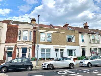 Derby Road, 2 bedroom  Property to rent, £1,100 pcm