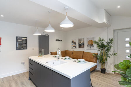 1 bedroom  Property to rent