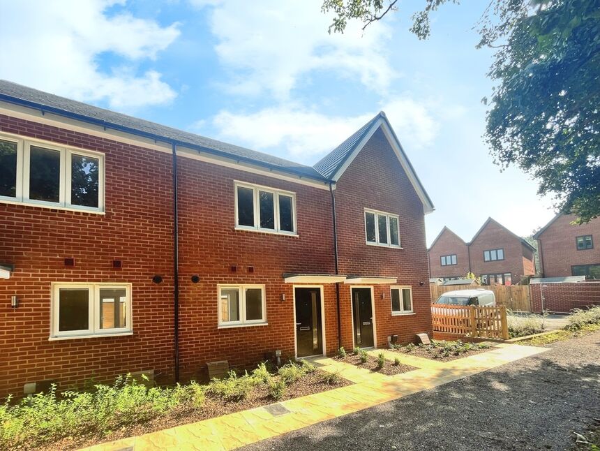Main image of 2 bedroom Property to rent, Ragged Robin Close, Southampton, SO30