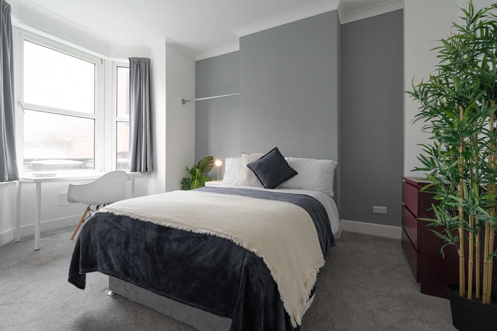 Main image of 7 bedroom Property to rent, Baileys Road, Southsea, PO5