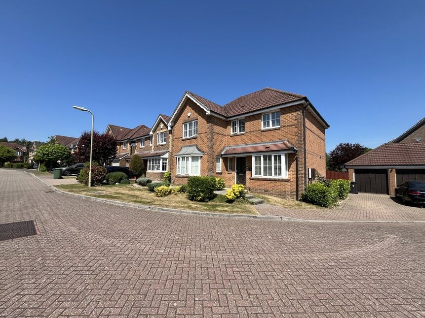 Main image of 4 bedroom Property to rent, York Close, Eastleigh, SO53