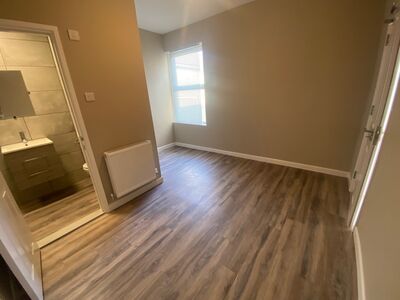 1 bedroom  Property to rent