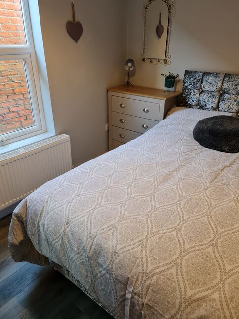 1 bedroom  Property to rent