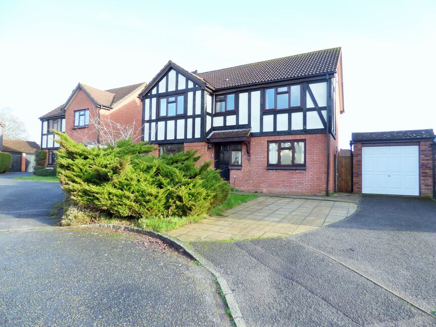 Main image of 4 bedroom Detached House to rent, Gray Close, Warsash, Hampshire, SO31