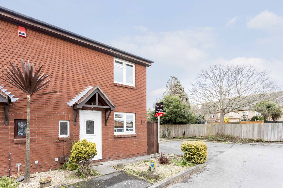 Main image of 3 bedroom End Terrace House to rent, Cheriton Road, Hampshire, PO12