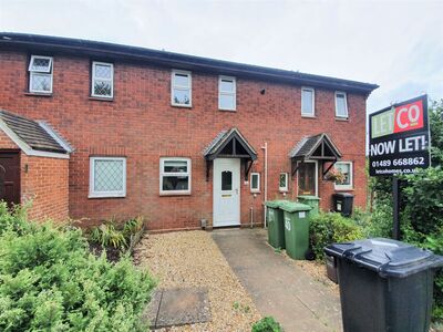 Diligence Close, 2 bedroom Mid Terrace House to rent, &pound;1,300 pcm