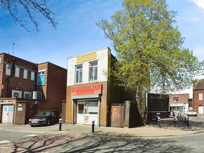 Lake Road, 4 bedroom  Flat to rent, £1,760 pcm