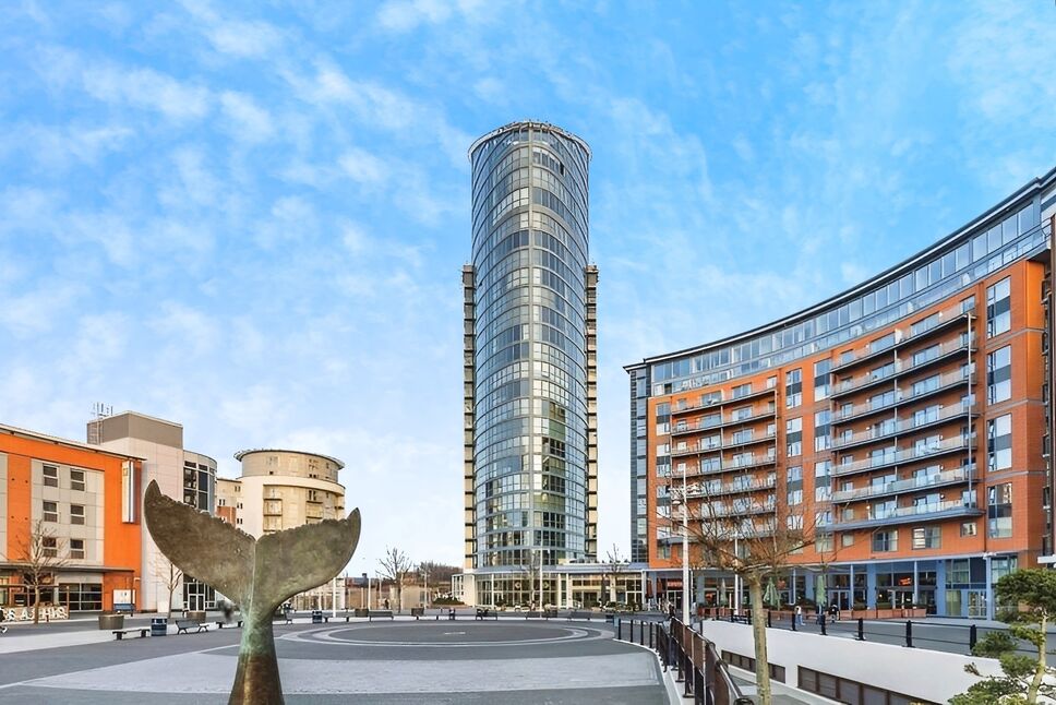 Main image of 2 bedroom Flat to rent, Number One Building, Gunwharf Quays, Portsmouth, PO1