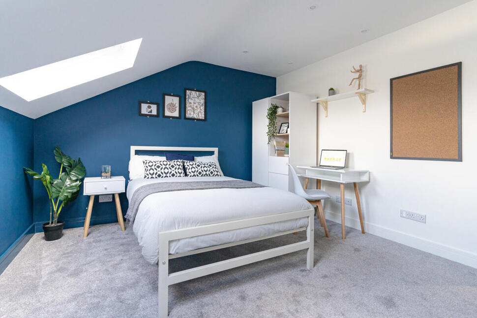 Main image of 6 bedroom House to rent, Cleveland Road, Southsea, Hampshire, PO5