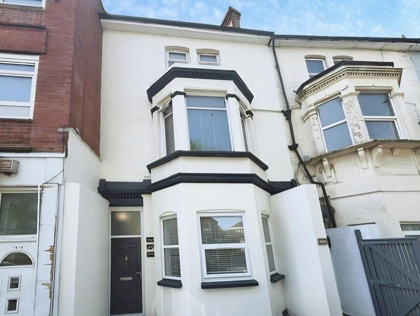 Main image of 3 bedroom Flat to rent, London Road, Portsmouth, Hampshire, PO2