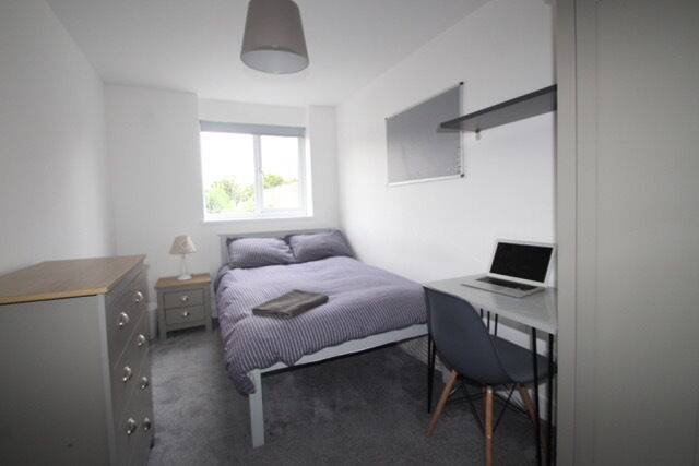 Main image of 7 bedroom House to rent, Lawson Road, Southsea, Hampshire, PO5
