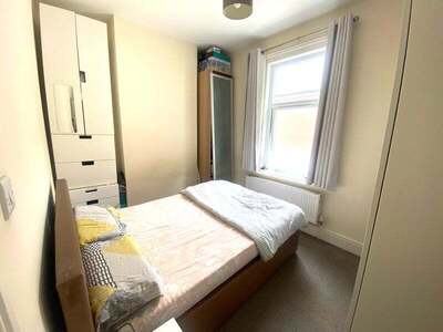 Elm Grove, 1 bedroom Flat to rent, &pound;900 pcm